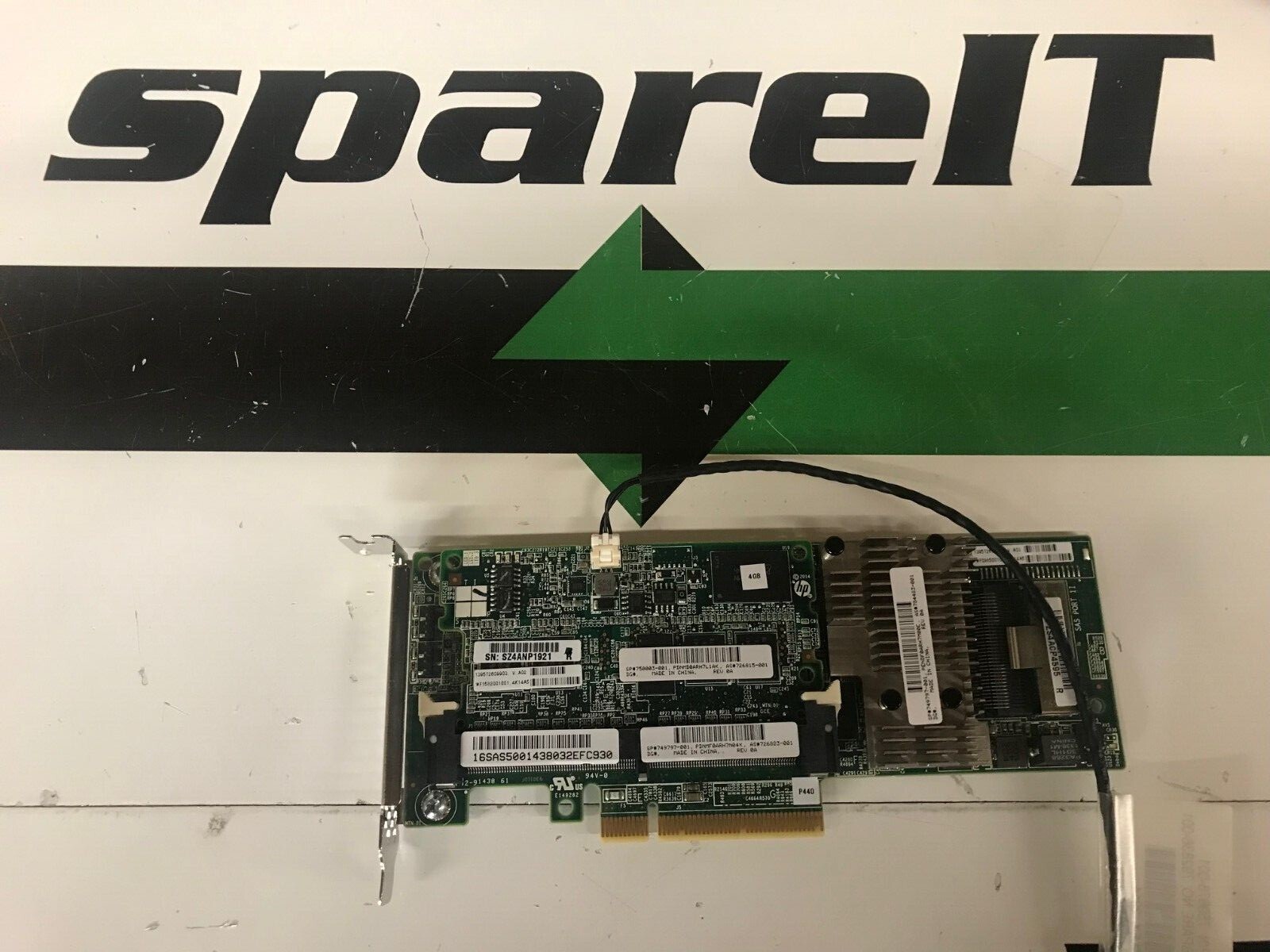 749797-001 HP Controller Smart Array 12GB/s SAS 726823-001 P440 with 4GB FBWC