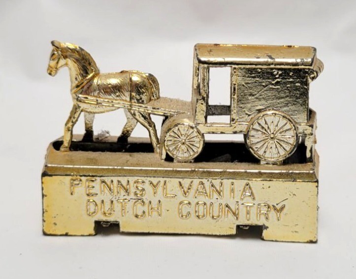 Vintage Pennsylvania Dutch Country Gold Horse & Buggy Metal Pencil Sharpener