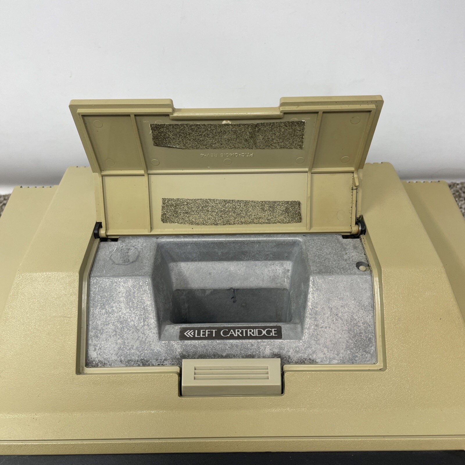 Atari 400 Computer System Partially Working READ COSMETIC DAMAGE