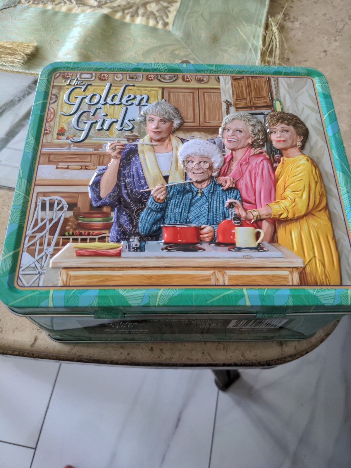 Toynk Toys The Golden Girls Cast Retro Metal Lunch Box Tote