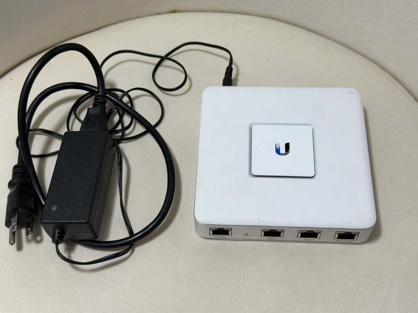 Ubiquiti UniFi Security Gateway USG Gigabit Router Firewall w/ Power Adapter
