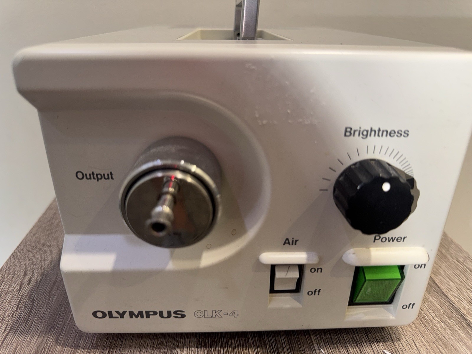 Olympus CLK-4 Halogen Light Source and air generator