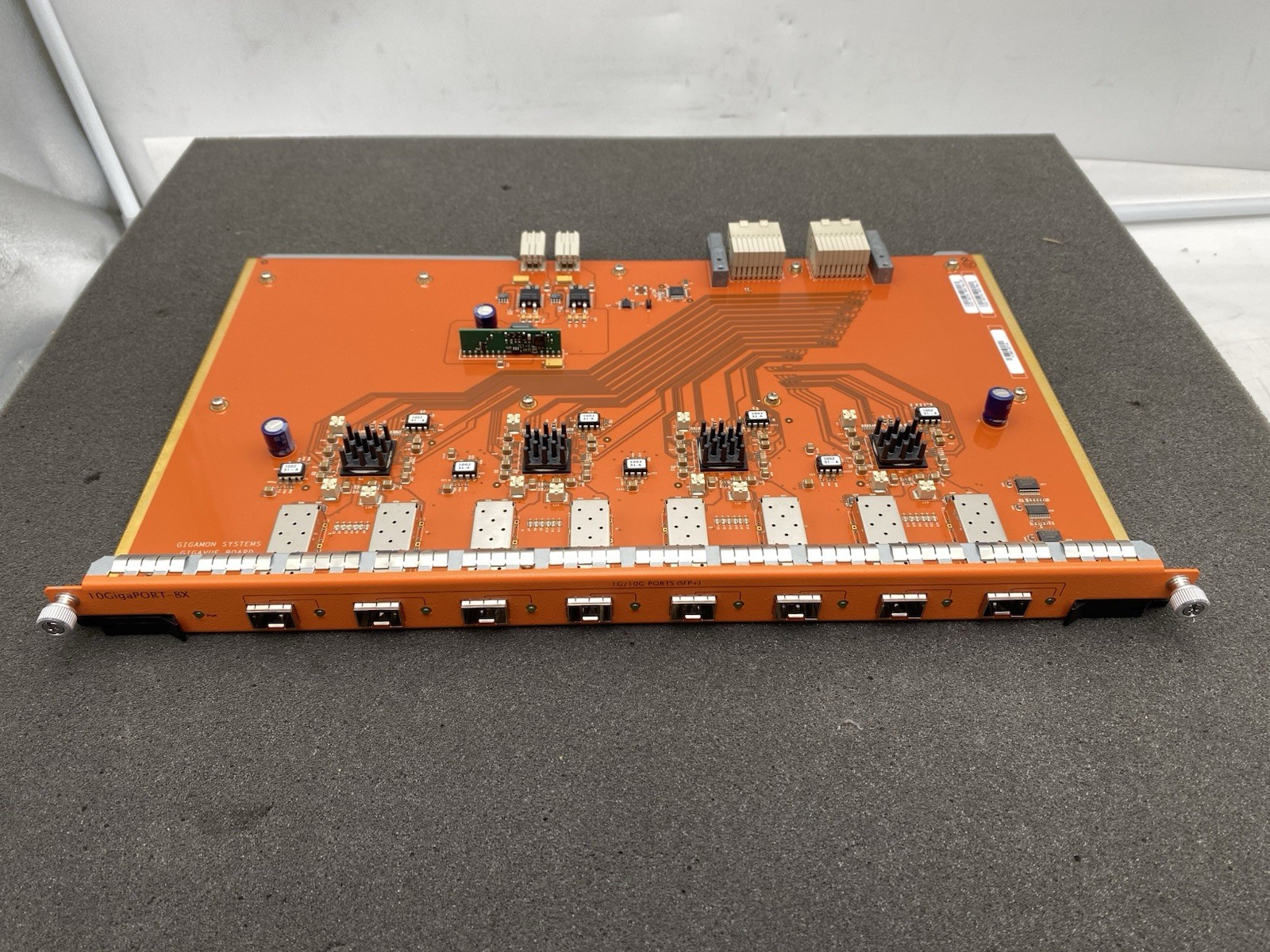 Gigamon 10GigaPORT-8X 132-0019-500 Rev A w/ GigaMon 12x SFP-532 & 8x SFP-501