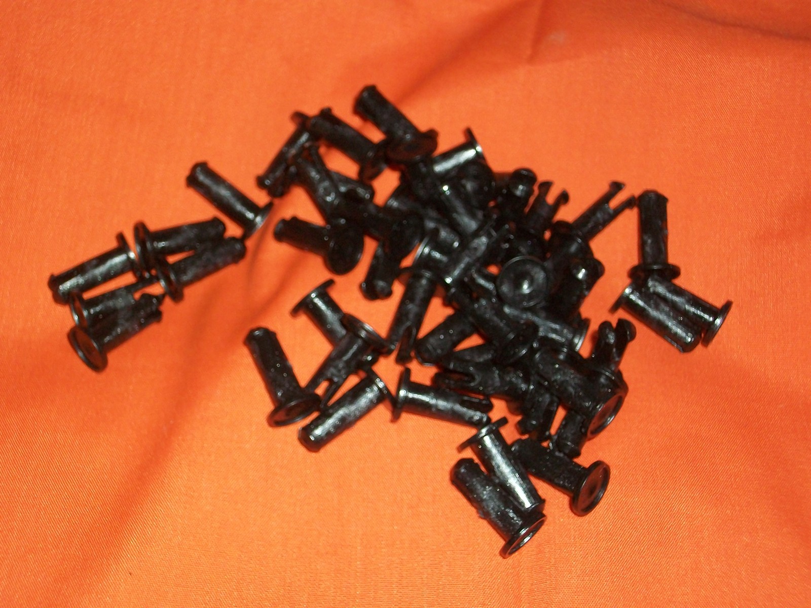 50 New NEPTUNE Water Meter Register locking pin. LOWEST PRICE! Genuine  Neptune
