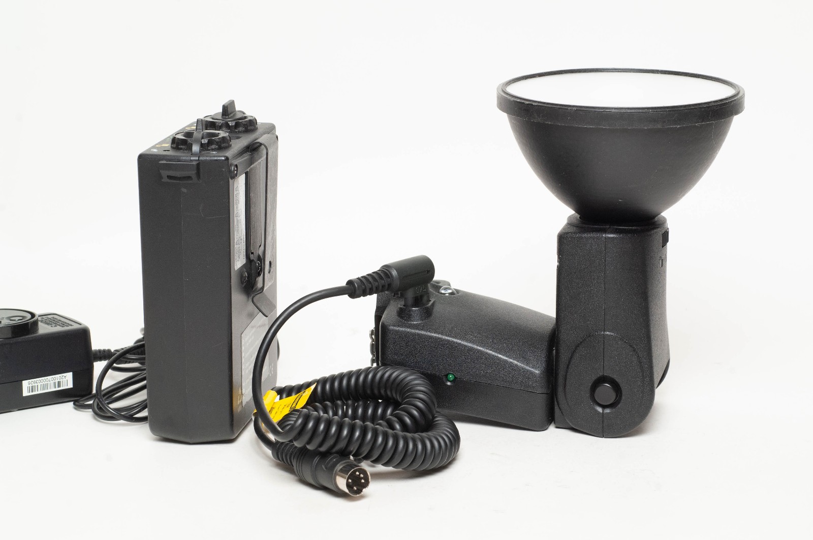 Tested Minty Quantum Qflash QF8N Trio Basic TTL Flash Turbo 3 battery for Nikon