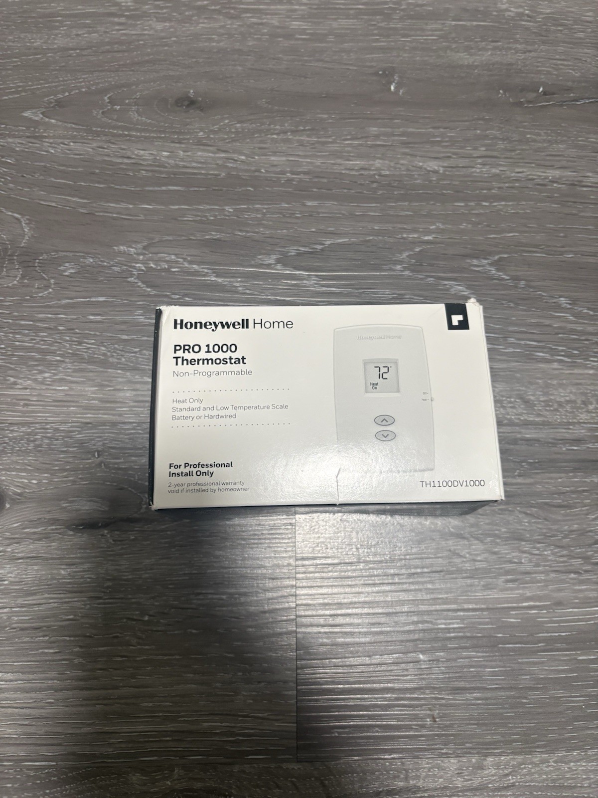 NEW Honeywell Home Pro 1000- TH1100DH1004 Non-Programmable Thermostat