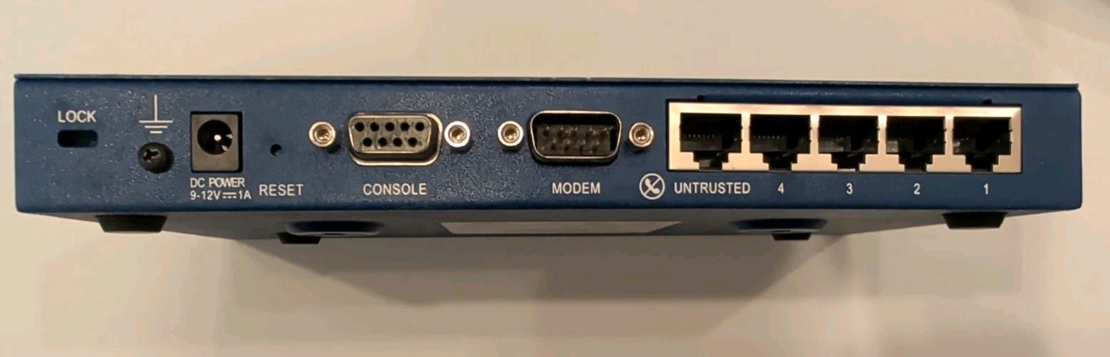 Juniper Networks NetScreen 5GT Firewall Appliance NS- 5GT-081