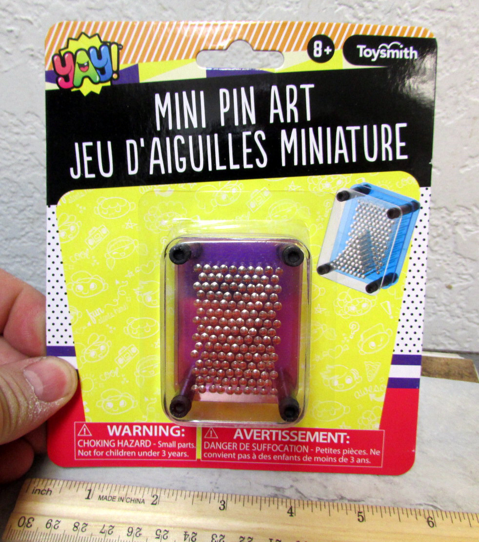 Novelty toy Mini Pin art toy new in package, 2 x 1.5 inch desk top toy, kids 3+