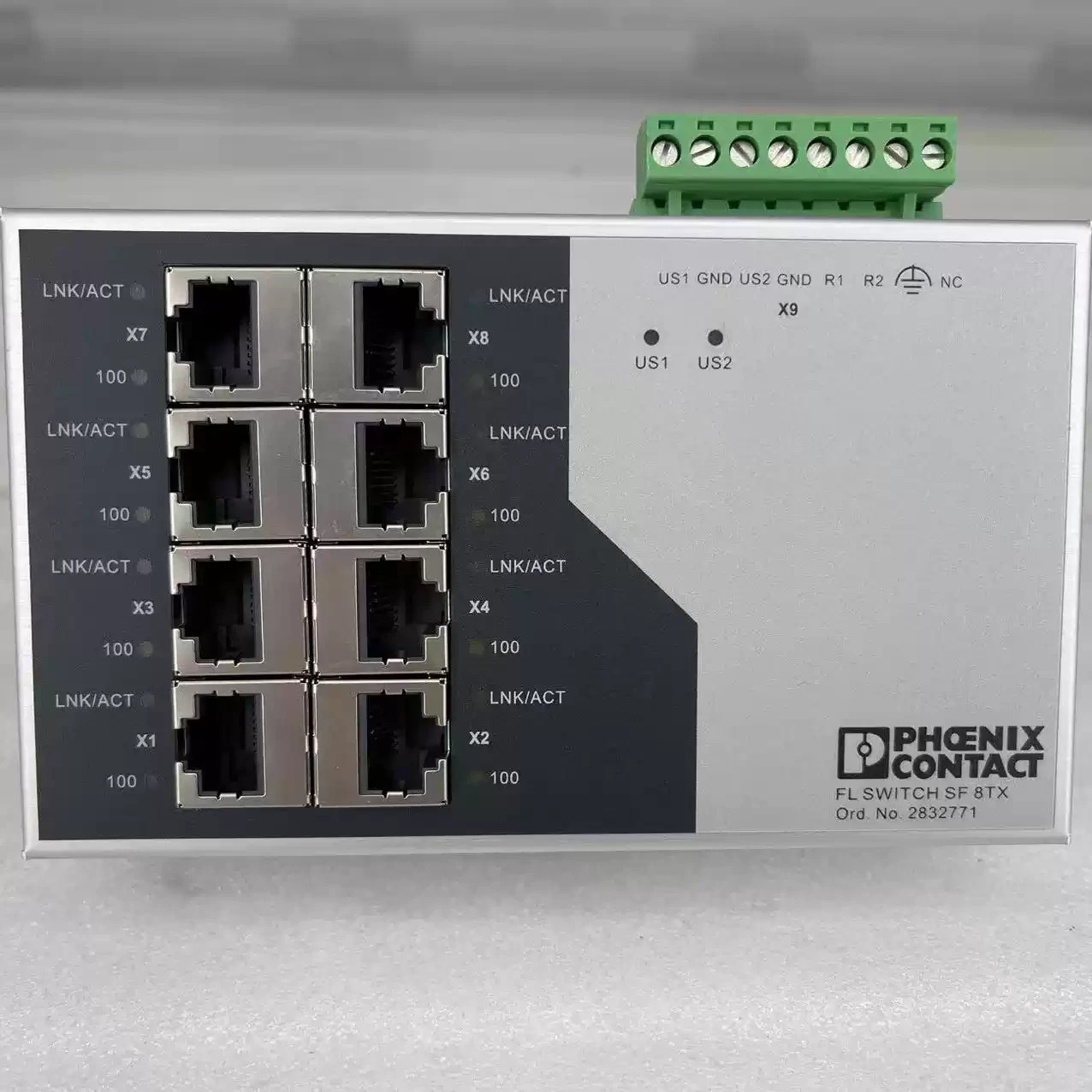 Phoenix Contact FL Switch SF 8TX Industrial Ethernet Switch 24VDC 8-Port 2832771