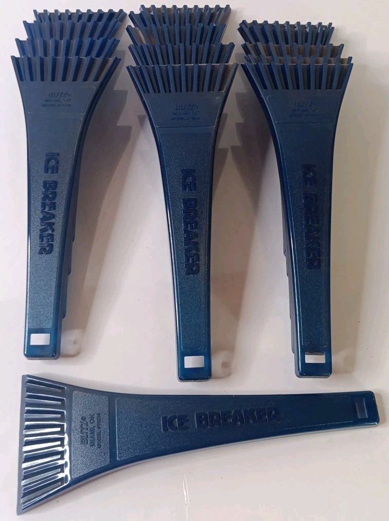 30 Auto Window Ice Scrapers 10 X 3.75" Blade Blitz Ice Breakers 10290