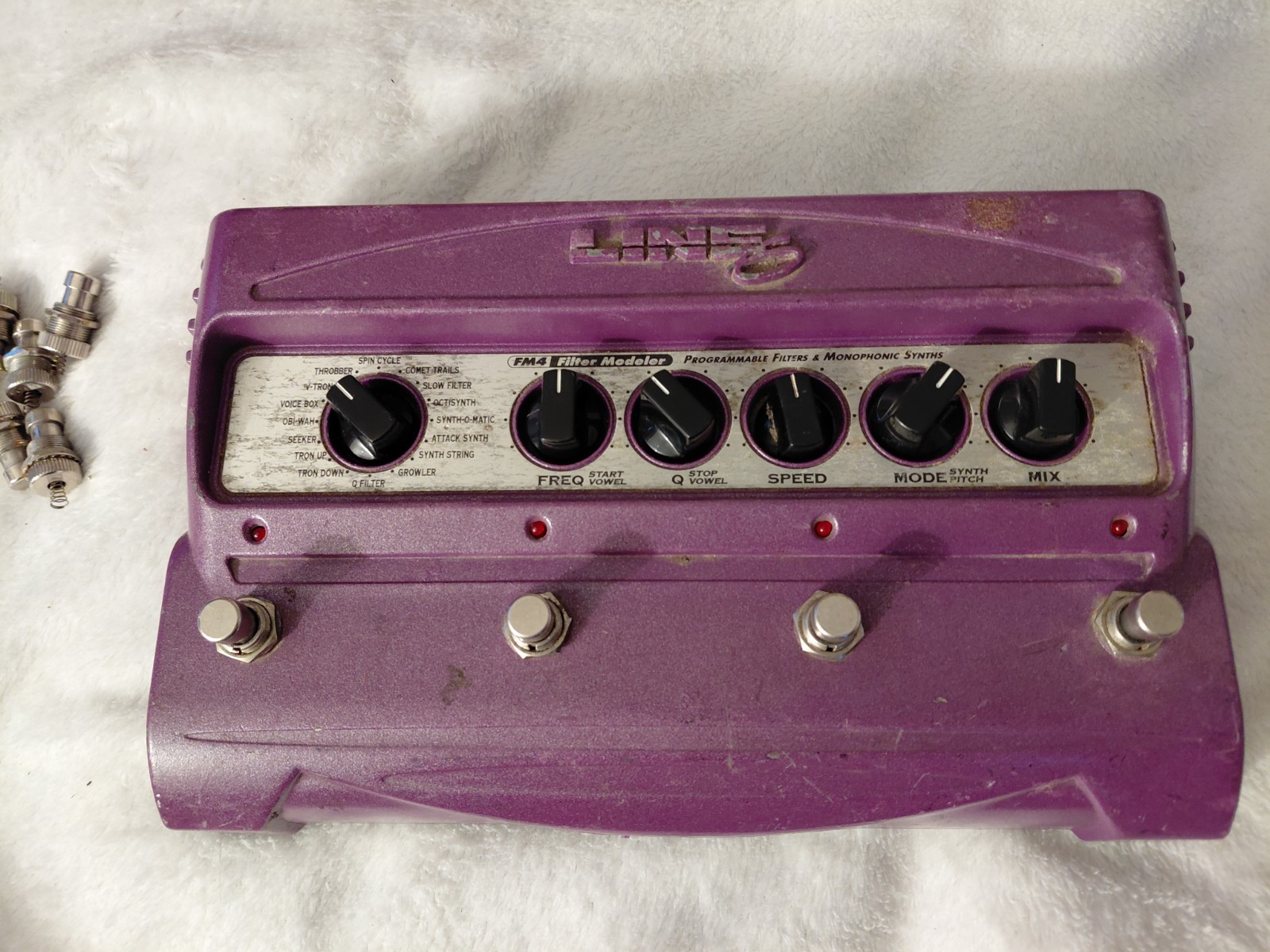 Line 6 FM-4 Filter Modulator Guitar Effects Pedal - For Parts or Not Working
