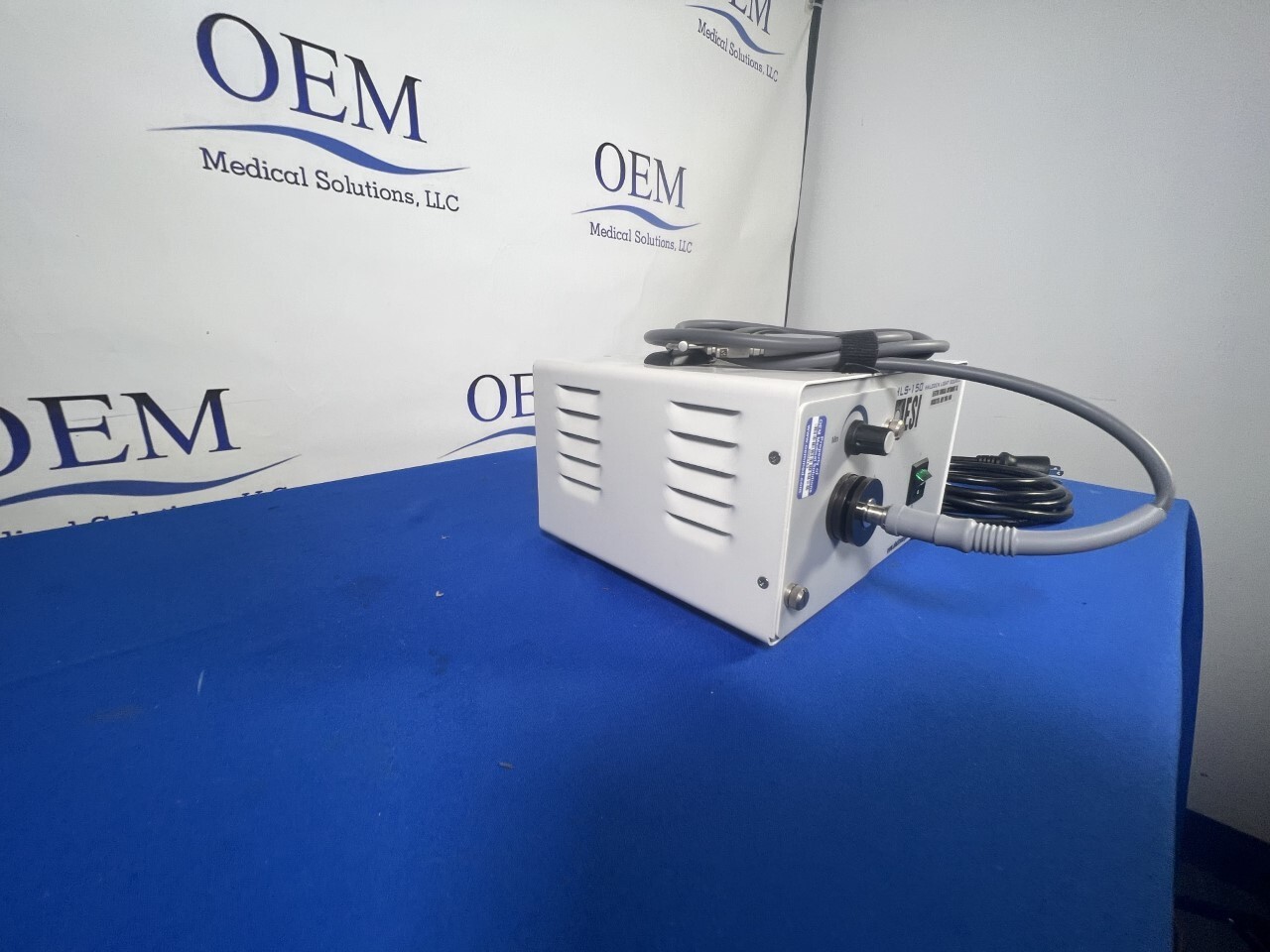ESI ELECTRO - SURGICAL HALOGEN LIGHT SOURCE HLS-150 TESTED!!!