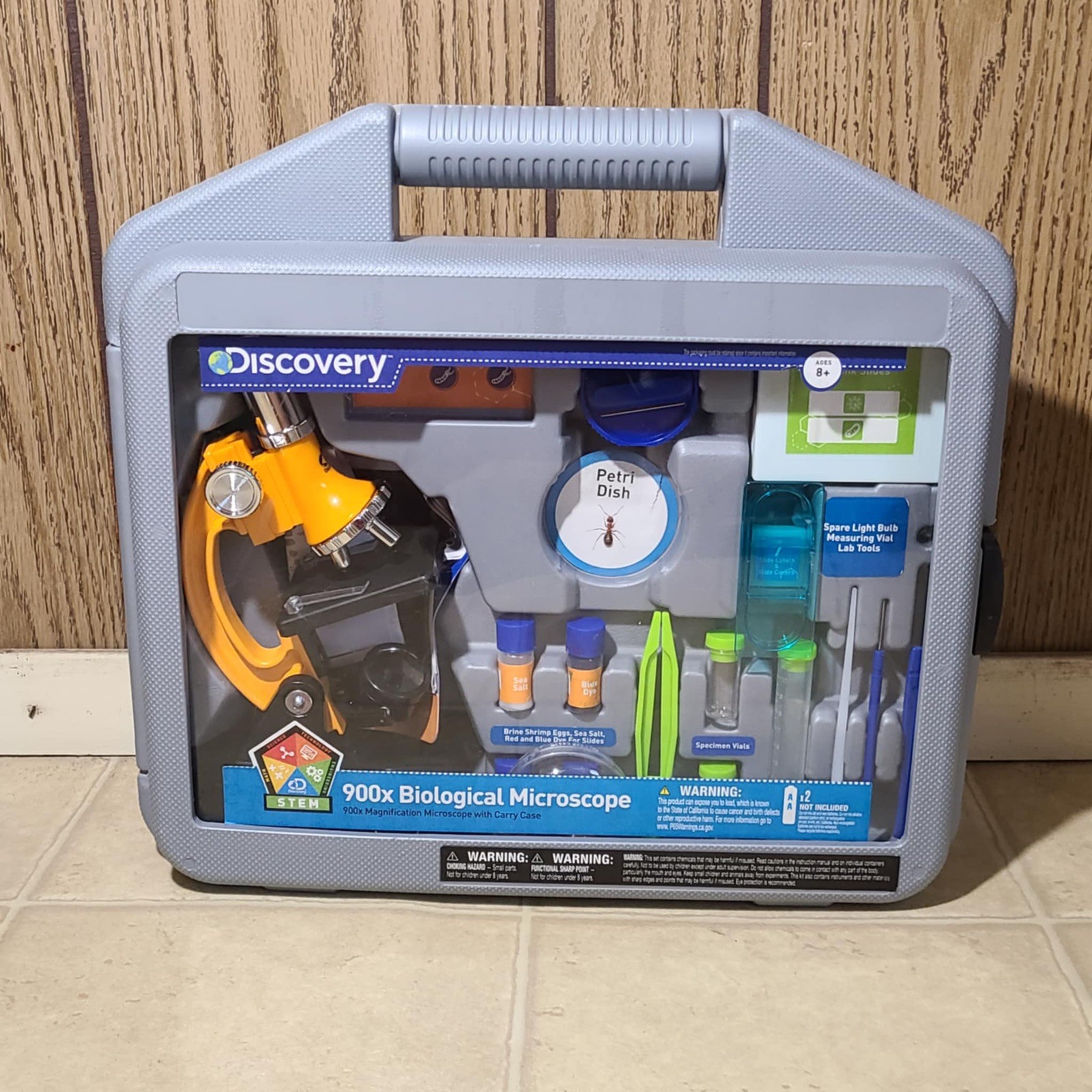 DISCOVERY KIDS 900X BIO-MICROSCOPE ON THE GO MICROSCOPE 45 PIECE SET W/ CASE