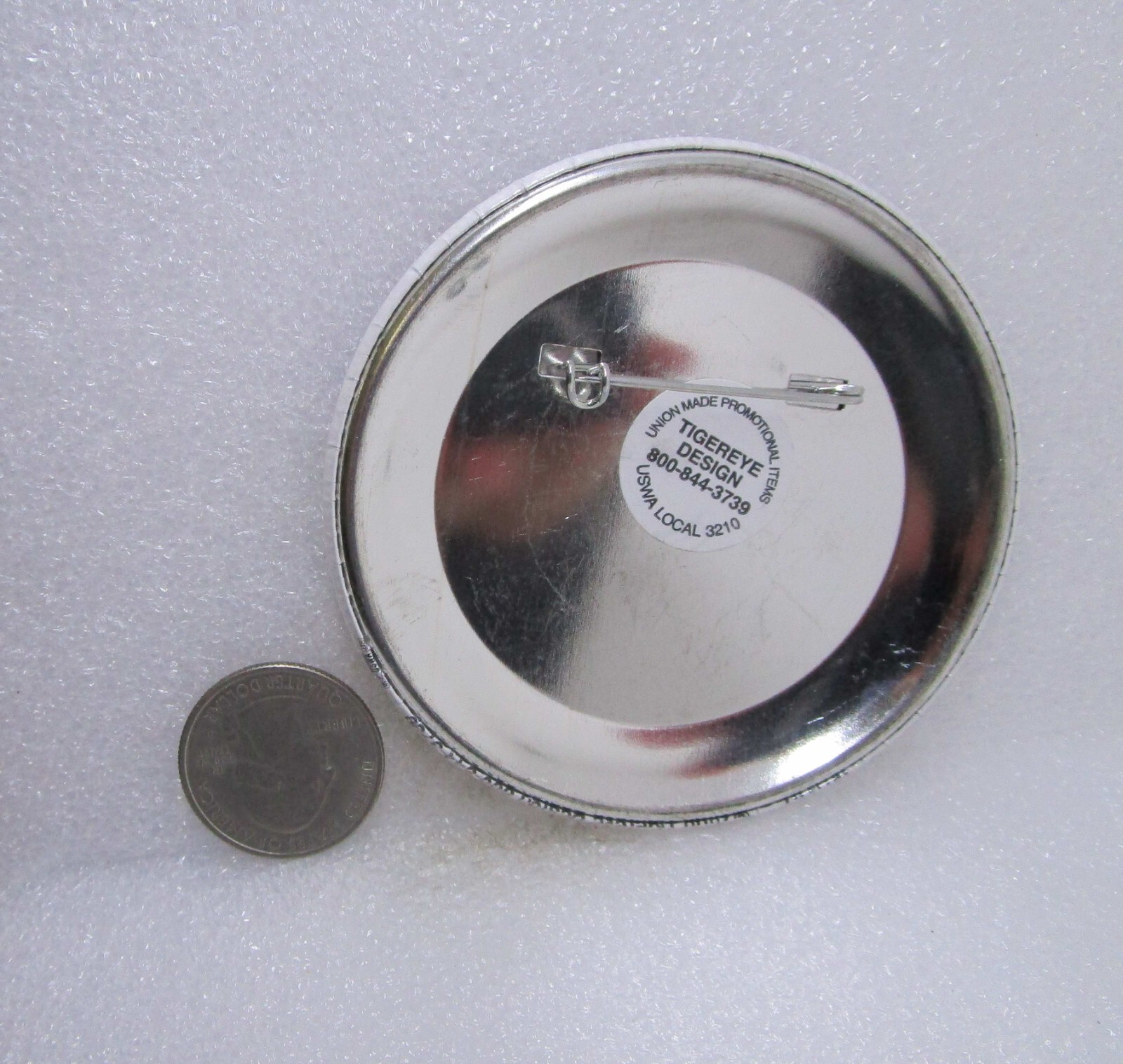 2000 Al Gore Mount Rushmore Button Pin