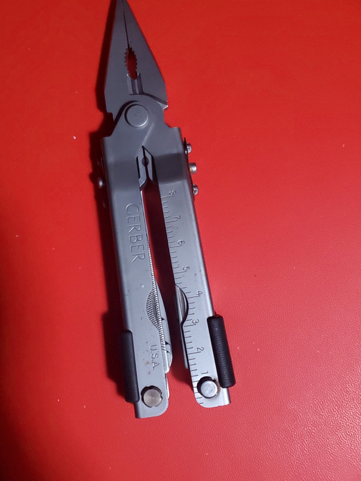 Gerber MP400 Compact Multitool Stainless Steel! With Sheath!