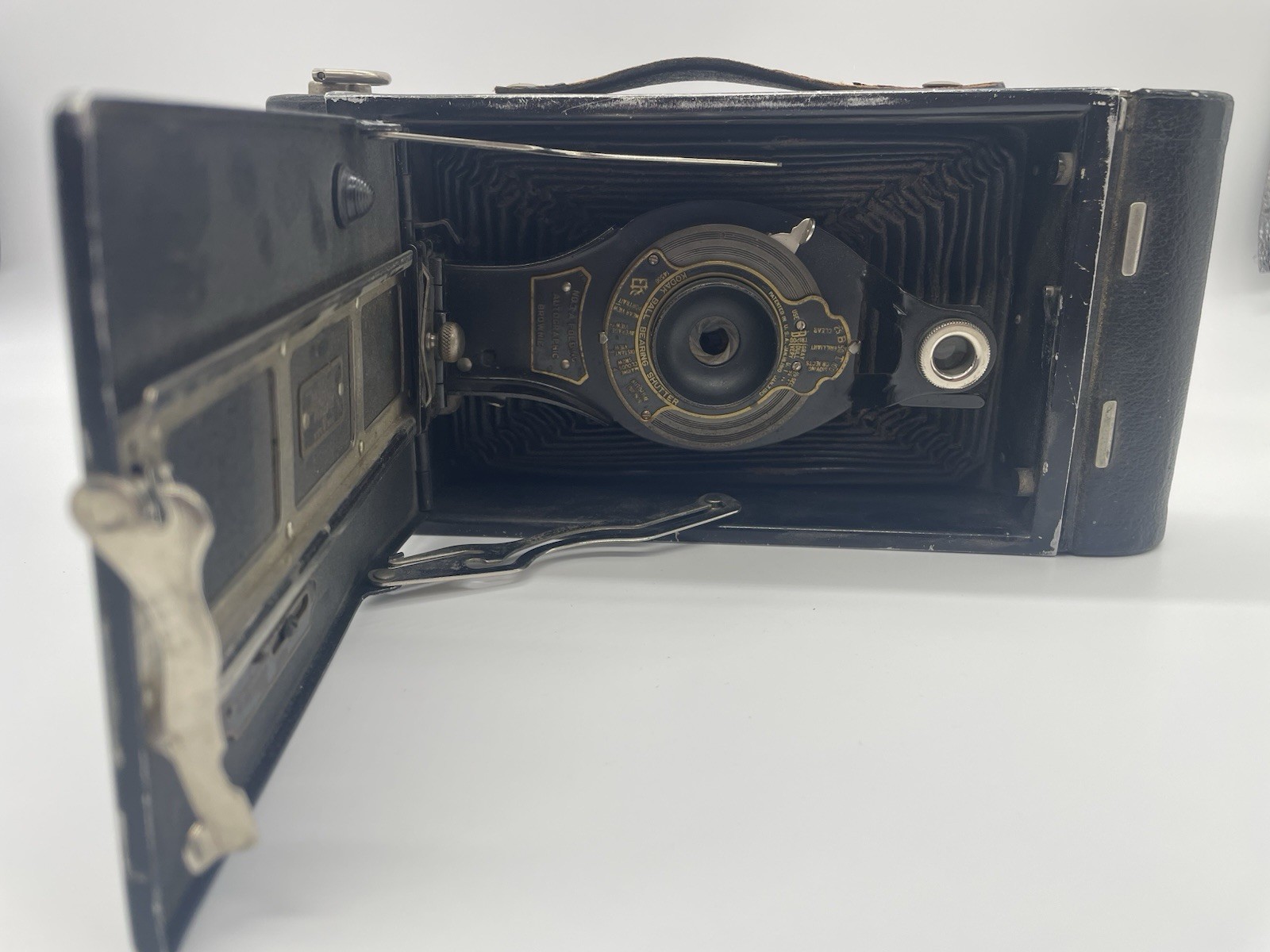 VINTAGE CAMERA Autographic KODAK BROWNIE Ball Bearing Shutter COLLECTORS ITEM