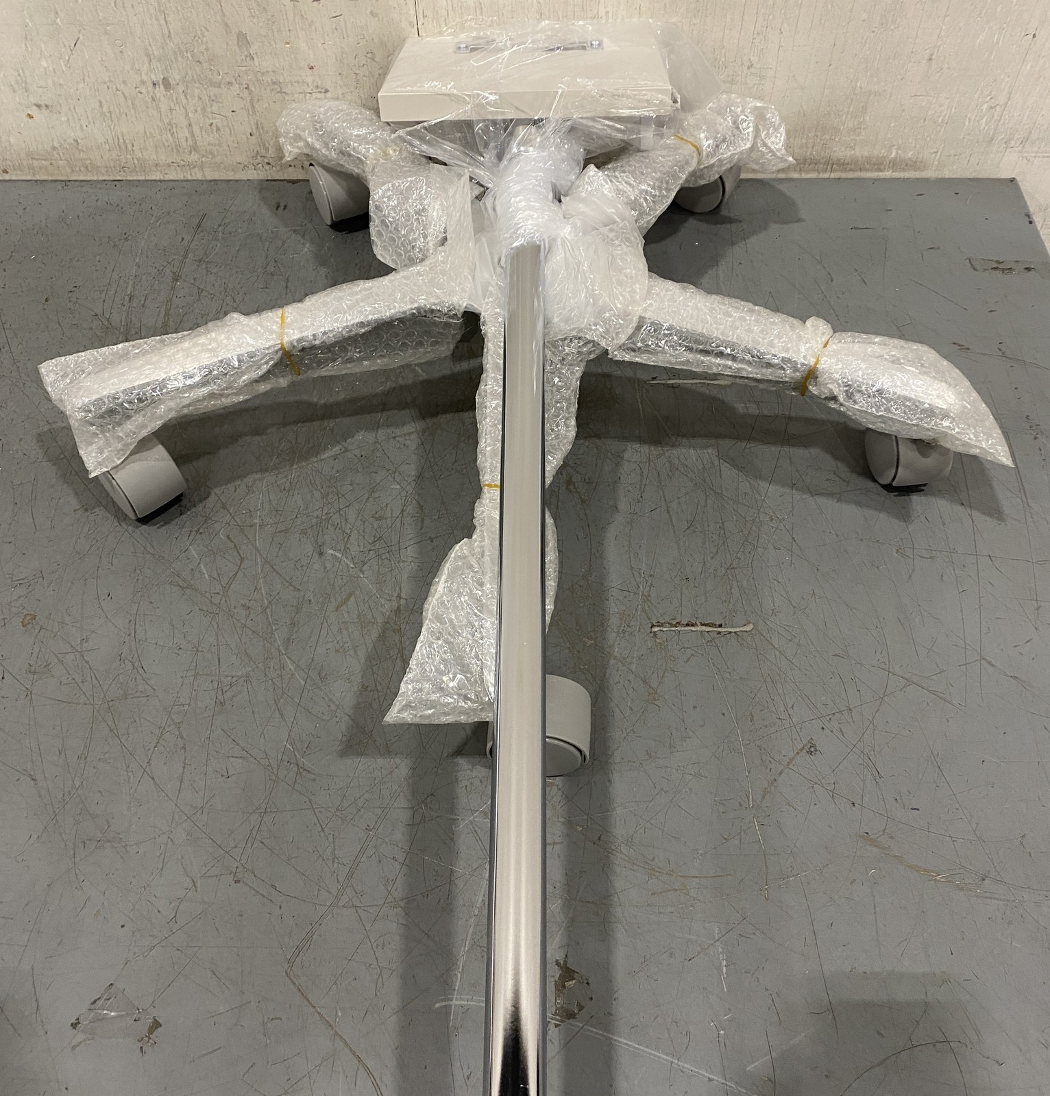 ConMed 7-900-1 Telescoping Hyfrecator Mobile Stand
