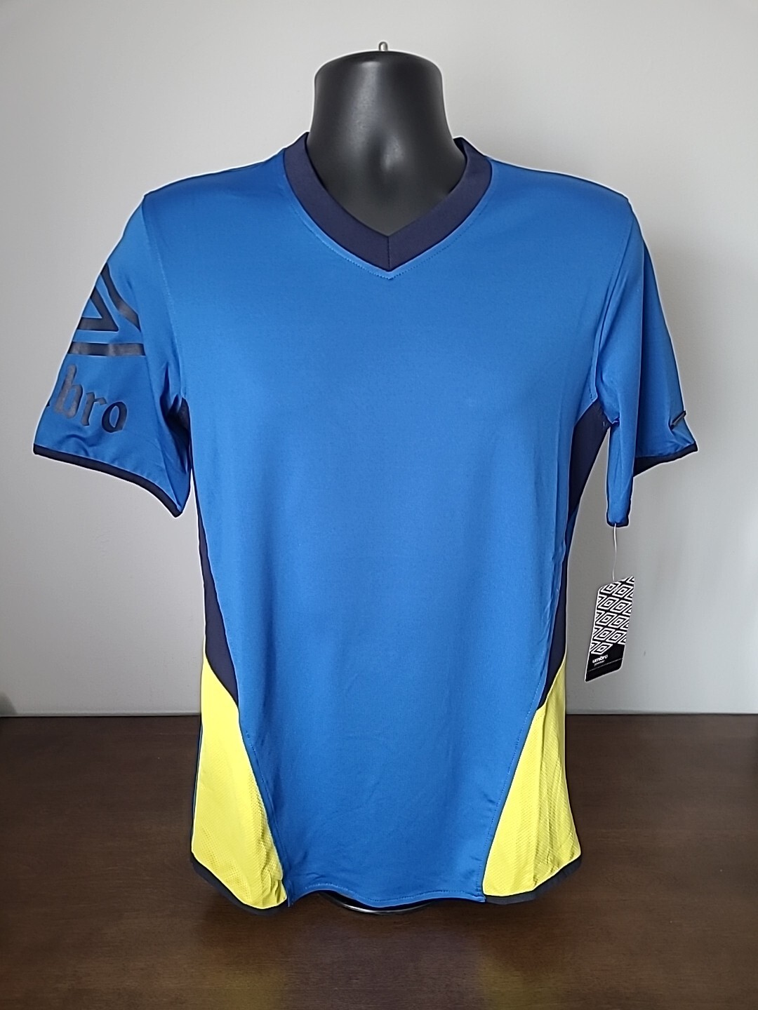 Umbro Premier Men's Short Sleeve V-Neck Trainers Shirt, Turkish Sea/Navy, Size S