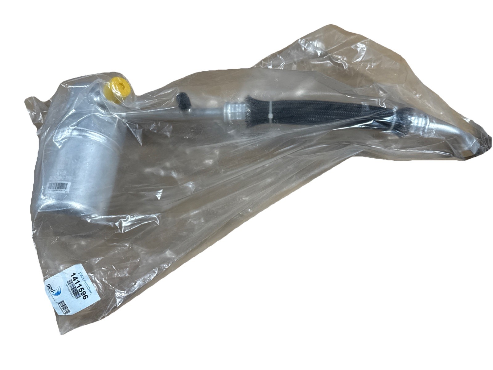 A/C Accumulator Global 1411596 fits 98-99 Chevrolet Prizm 1.8L-L4 New