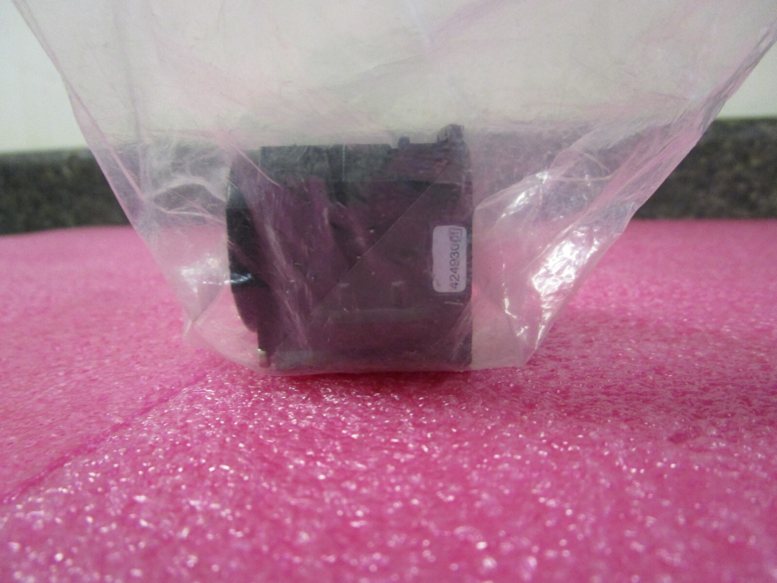 NEW! Zeiss Microscope Reflector Module Yellow BF 424930-9901-000