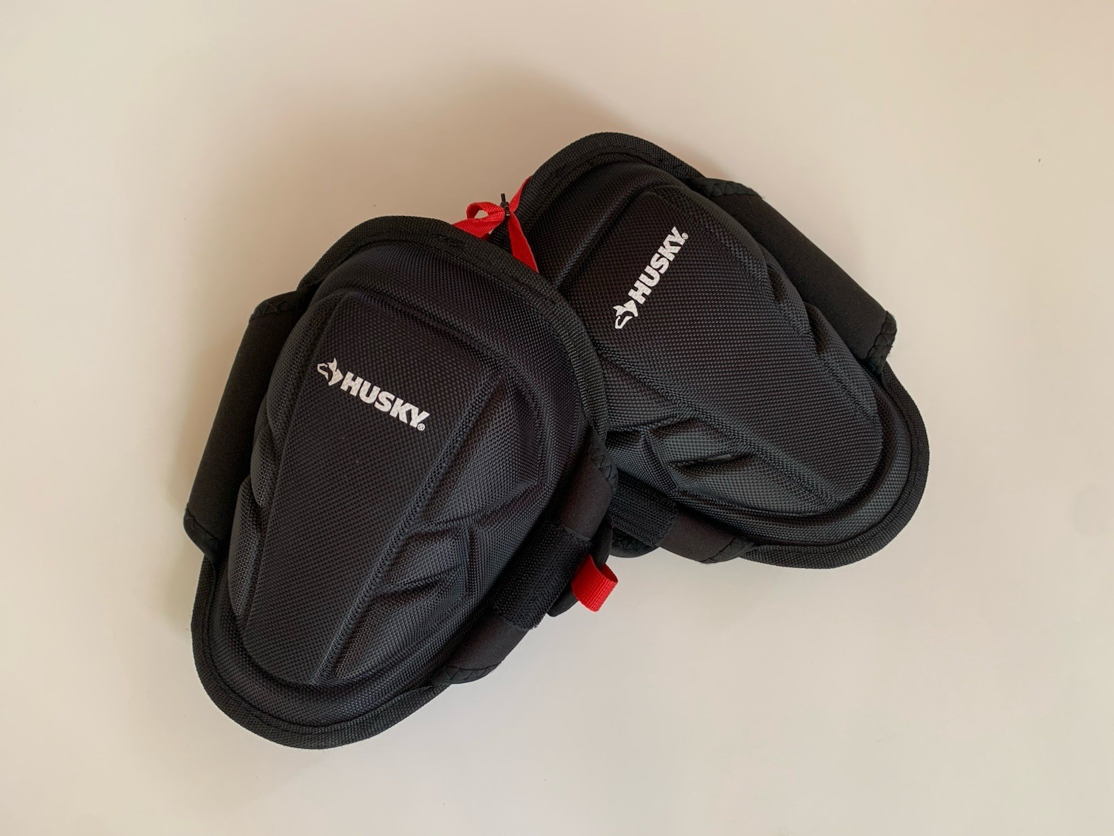 HUSKY Fabric Cap Non-Marring Knee Pads Set Breathable Gel Zone BRAND NEW