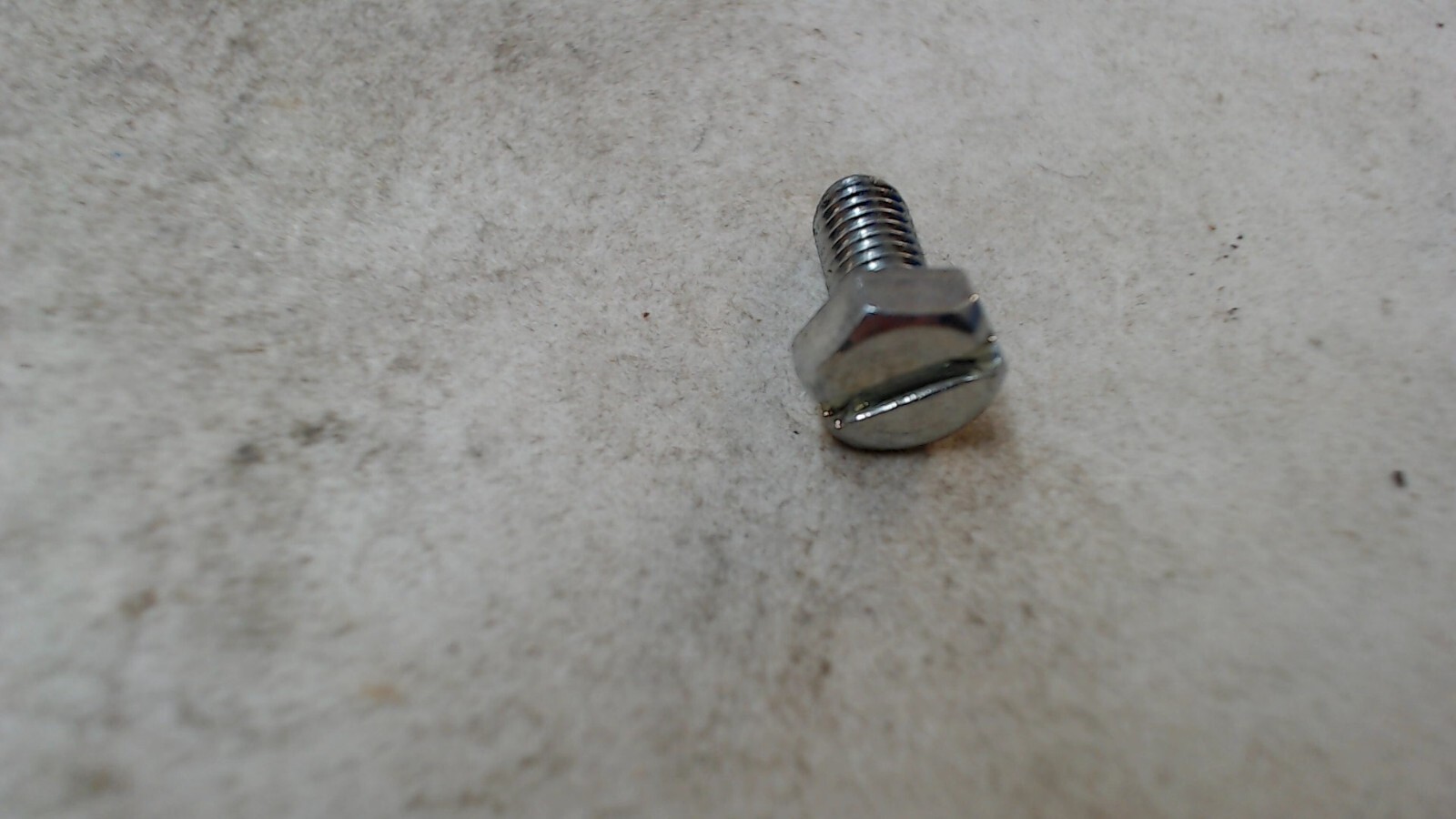 845-6012 CNH Bolt, lot of 2