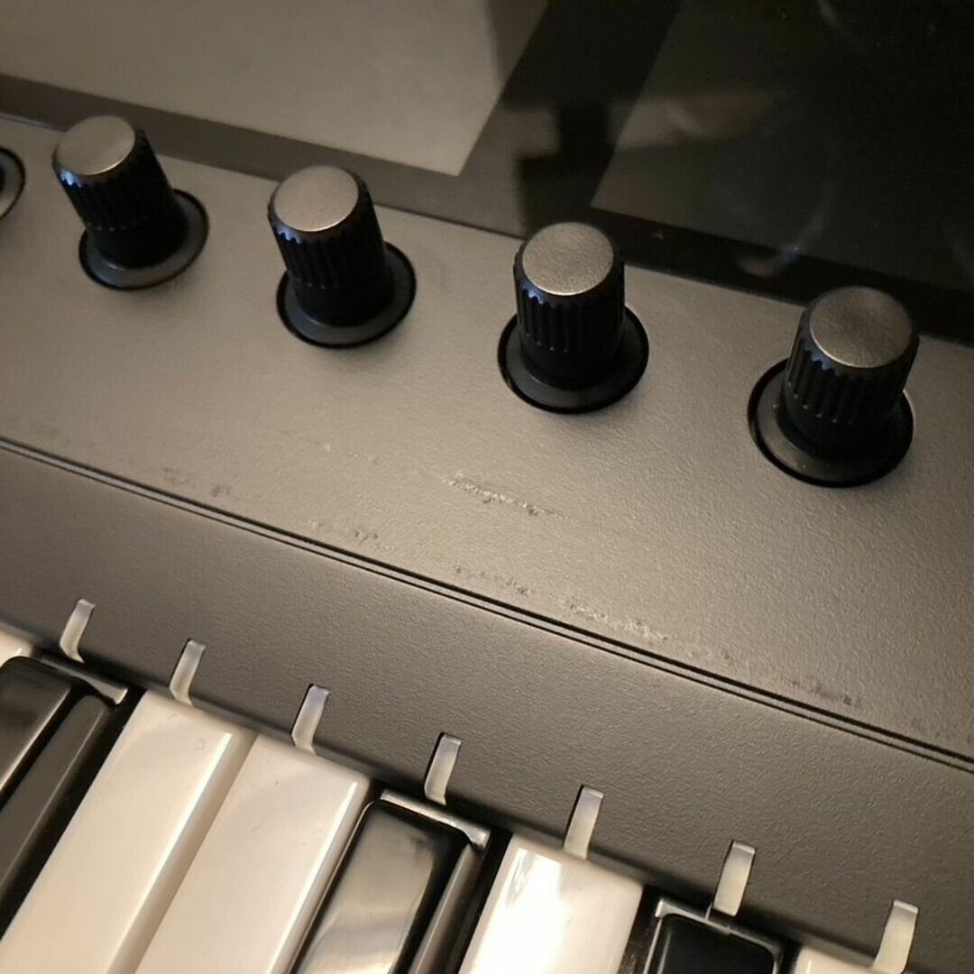 Native Instruments Komplete Kontrol S49 Mk2 Controller Keyboard MIDI Black
