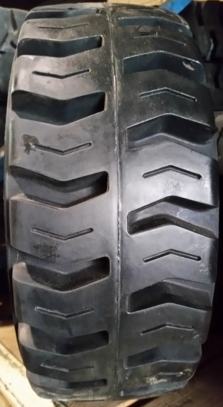 21x9x15 tires Super Solid IDL forklift press-on traction tire USA Made 21915