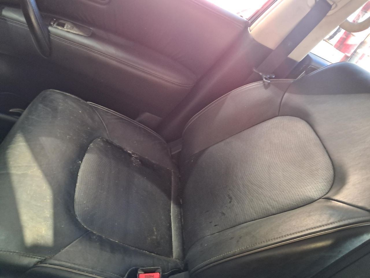 QX80 2016 Glove Box 4795127