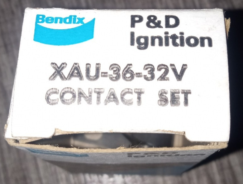 NOS Vintage Bendix P & D Ignition XAU-36-32V Contact Set