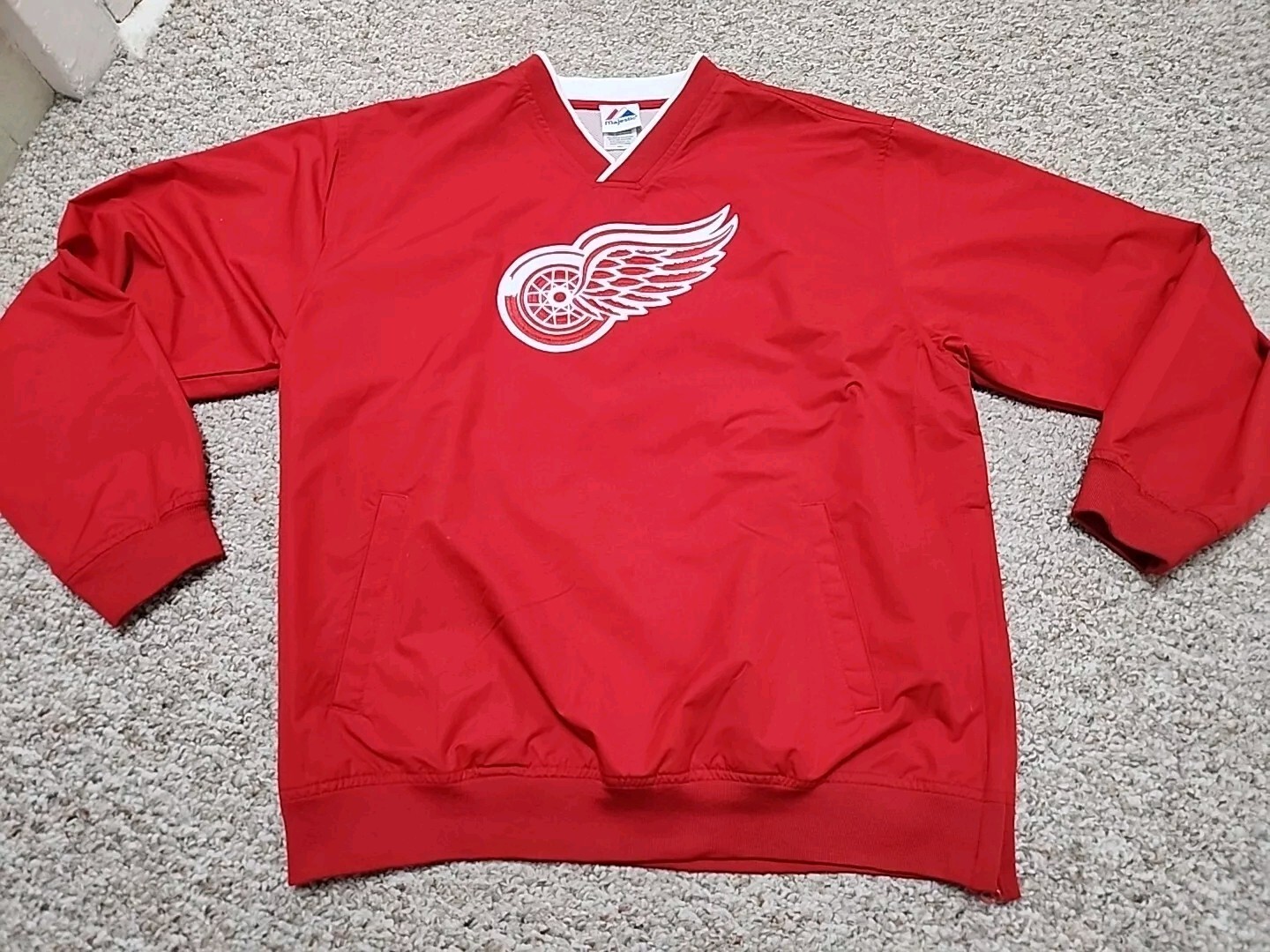 Majestic NHL Detroit Red Wings Pullover Jacket Large (50) Pockets Logo
