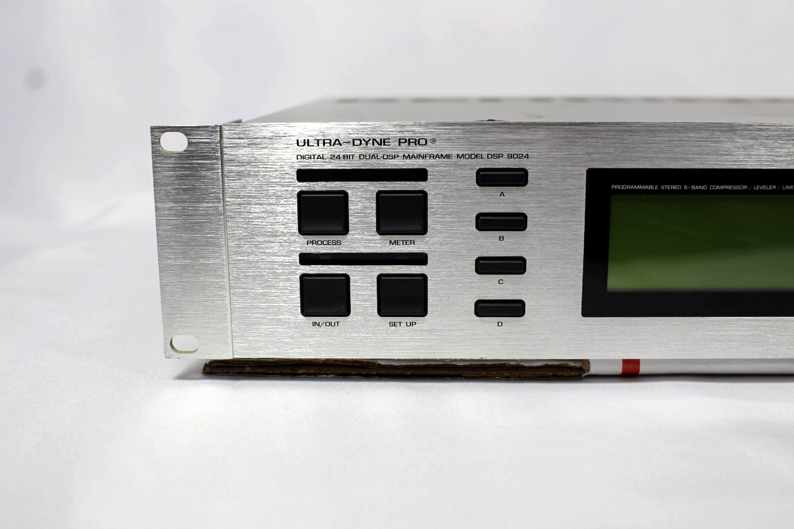 Behringer DSP9024 Ultra-Dyne Pro Digital Processor 24bit Dual DSP Mainframe