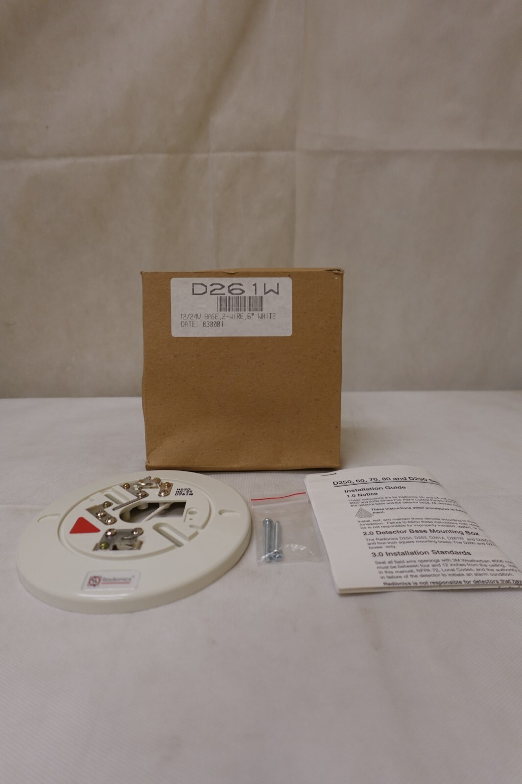 Radionics / Bosch - HVAC Detector Base D261W - 12V/24V - 2-Wire - 6" - White NOS