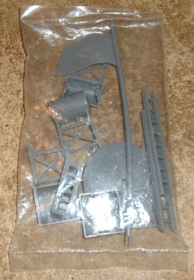 1/64 unbranded plastic fuel tanks,ladder + flag pole in the package new