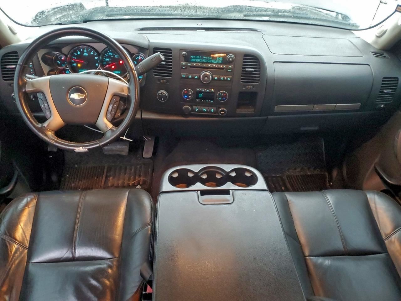 SILVRDO15 2012 Glove Box 4946221