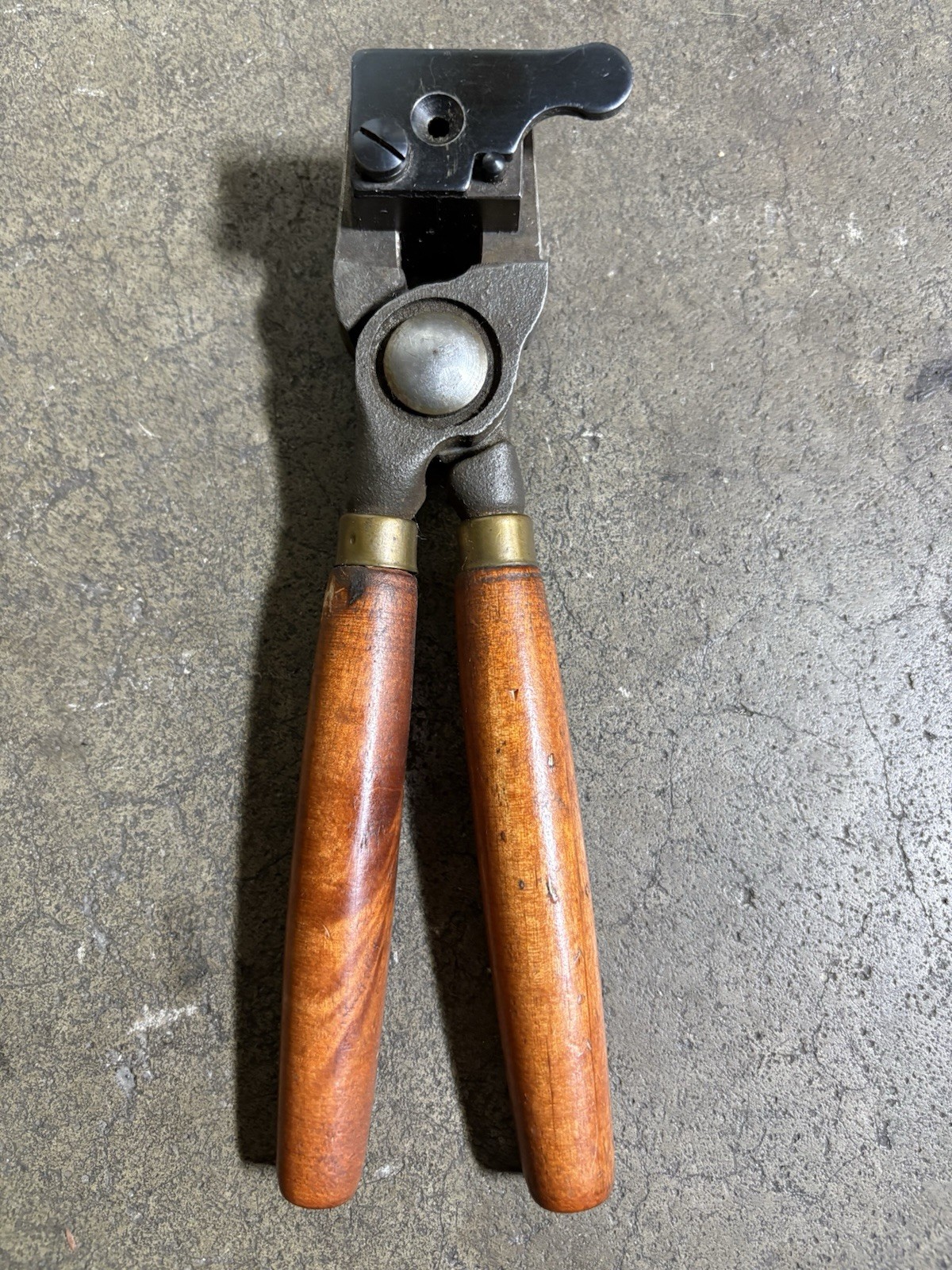 Lyman 38 / 357 Wadcutter Bullet Mold 1 Cavity 160 Grain # 358432 W Handles