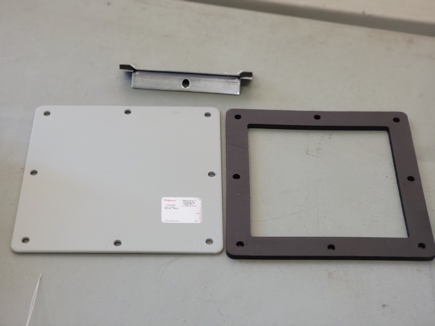 SURPLUS NEW HOFFMAN F66LP Closure Plate , 6" x 6" – Control Panels &
