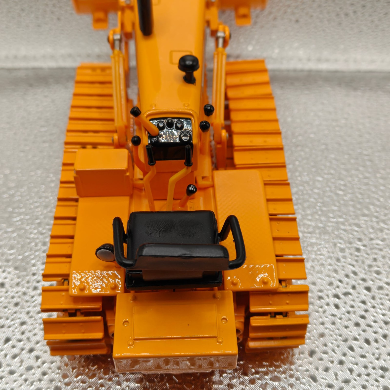 Ertl 1/16 John Deere 440 Crawler Dozer with Blade