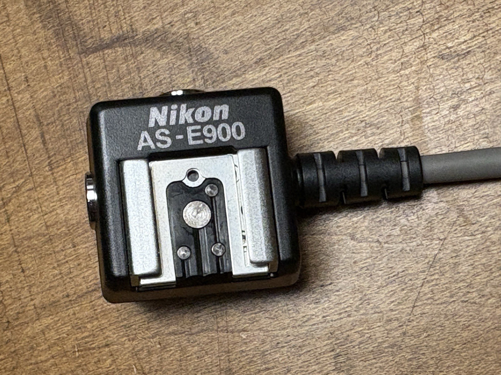 Nikon AS-E900 Multi-Flash Adapter