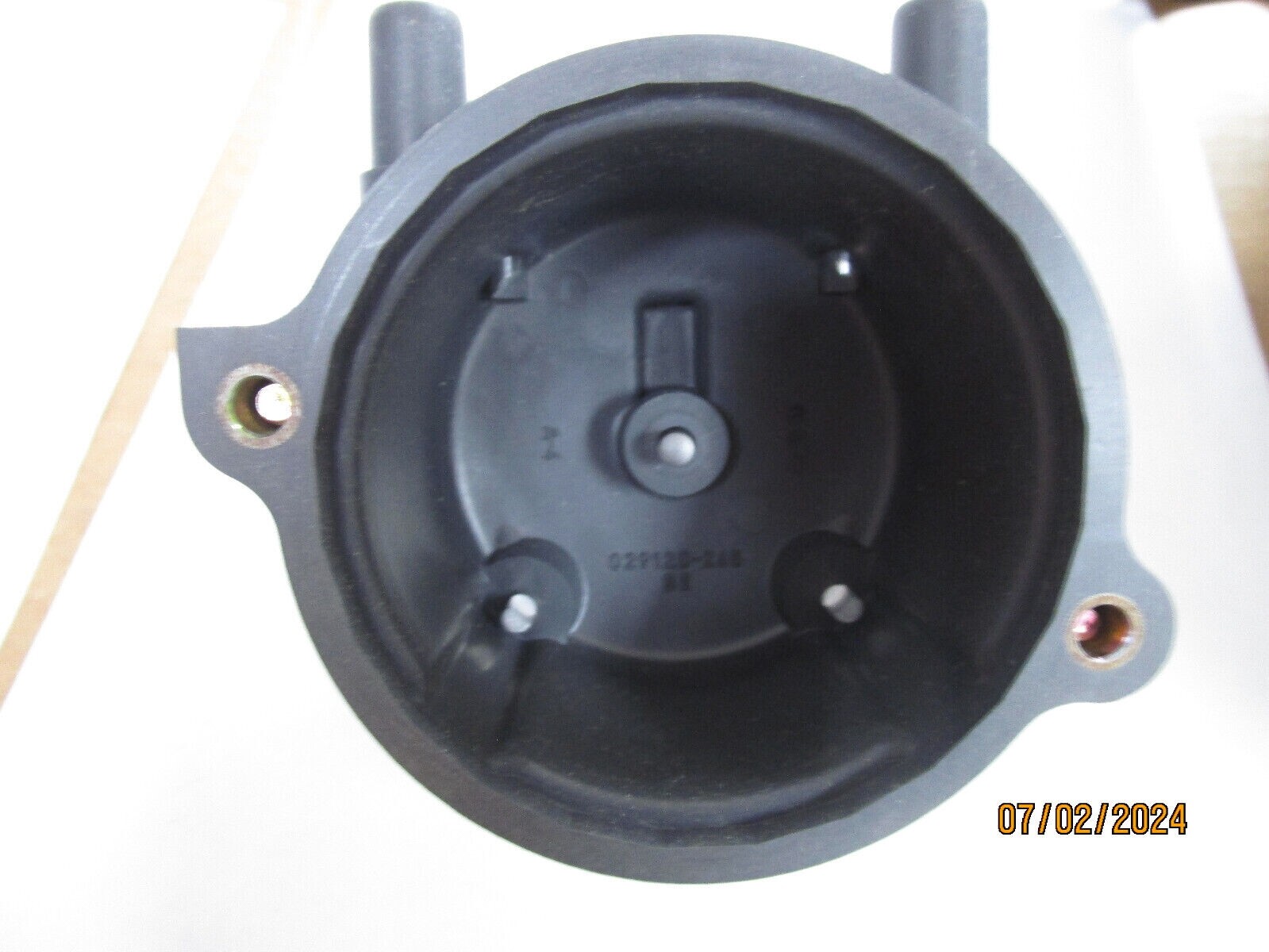 Genuine GM OEM Distributor Cap 94850617