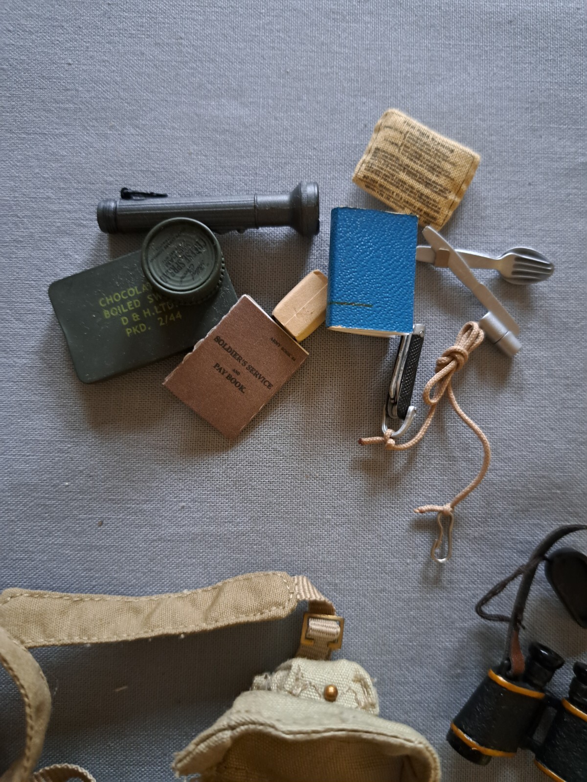 1/6 Dragon WWII British Officer's '37 Pattern Web Equipment