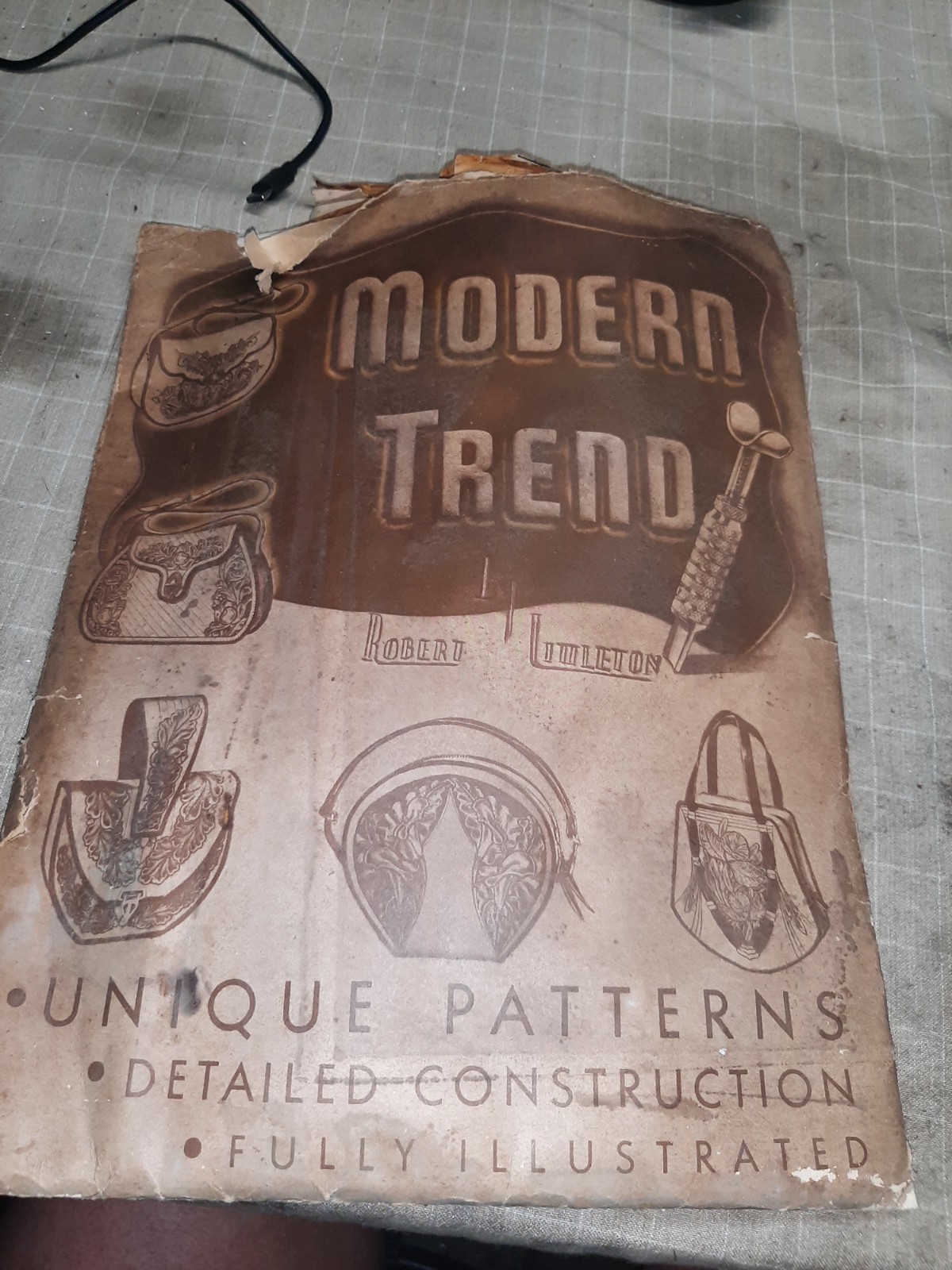 *ONE MISSING PATTERN* 1949 Modern Trend Robert Littleton 5 Patterns Leatherwork