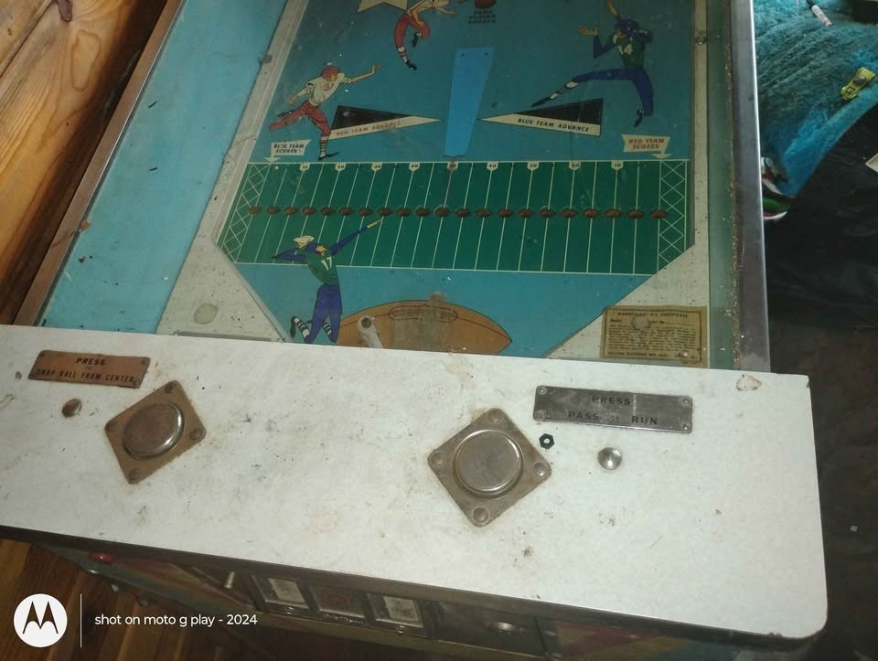 Gridiron Pinball Machine By Williams