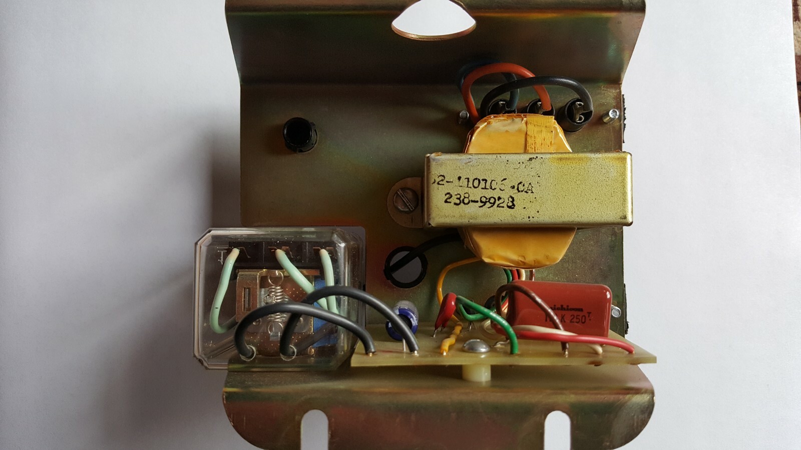 B/W CONTROLS SERIES SOLID STATE RELAY CAT NO. 5200-LF1 Part No. 52-110 100