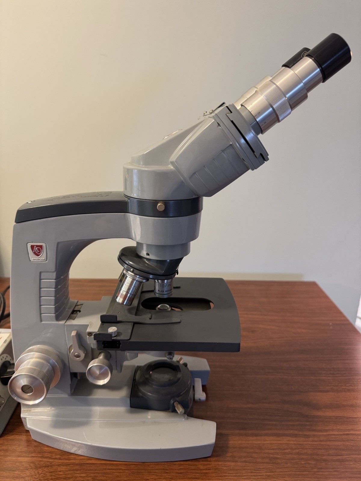 American Optical 1036A Spencer Microscope Illuminator w/ 1051 Transformer