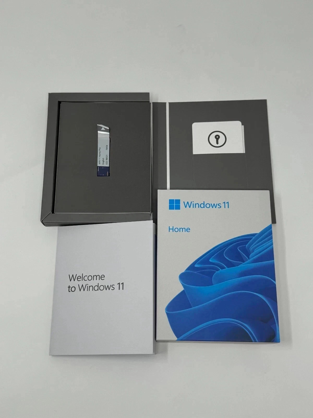 Microsoft Windows 11 Home 64-Bit USB Flash Drive + Key Retail Box - Original