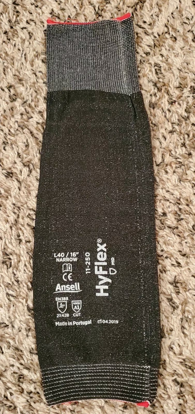 HYFLEX SAFETY SLEEVES 50 ct. 11-250 16 NARROW NO CUTOUT NEW UNUSED FREE PRIORITY