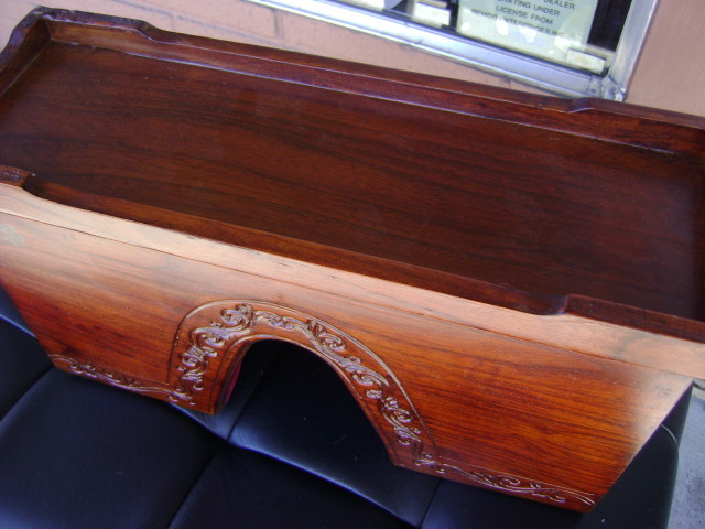 Cool Solid Wood Electric Guitar Stand w/ Hand Engrave Art