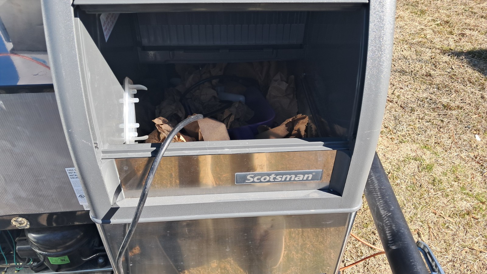 Ice Maker - Ss Under Counter Scotsman CU0515GA-1A