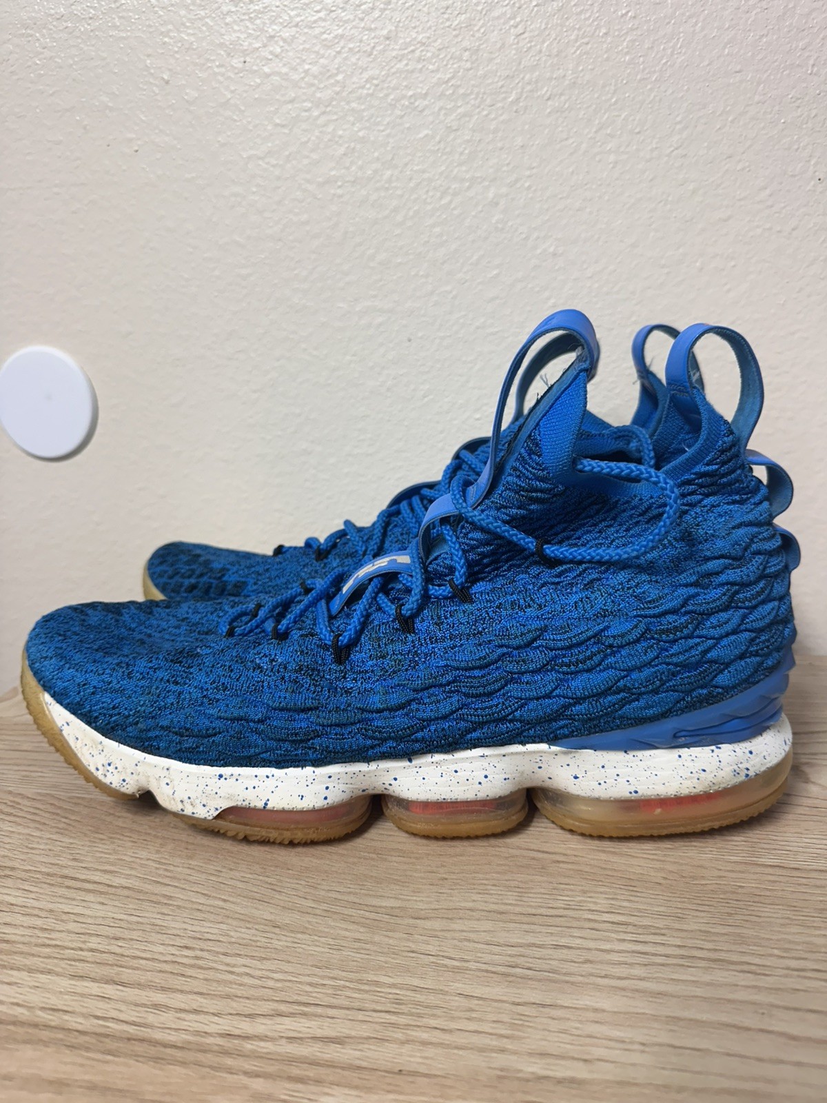 Nike LeBron 15 Hardwood Classics 2017 897648-400 Men's Size 14
